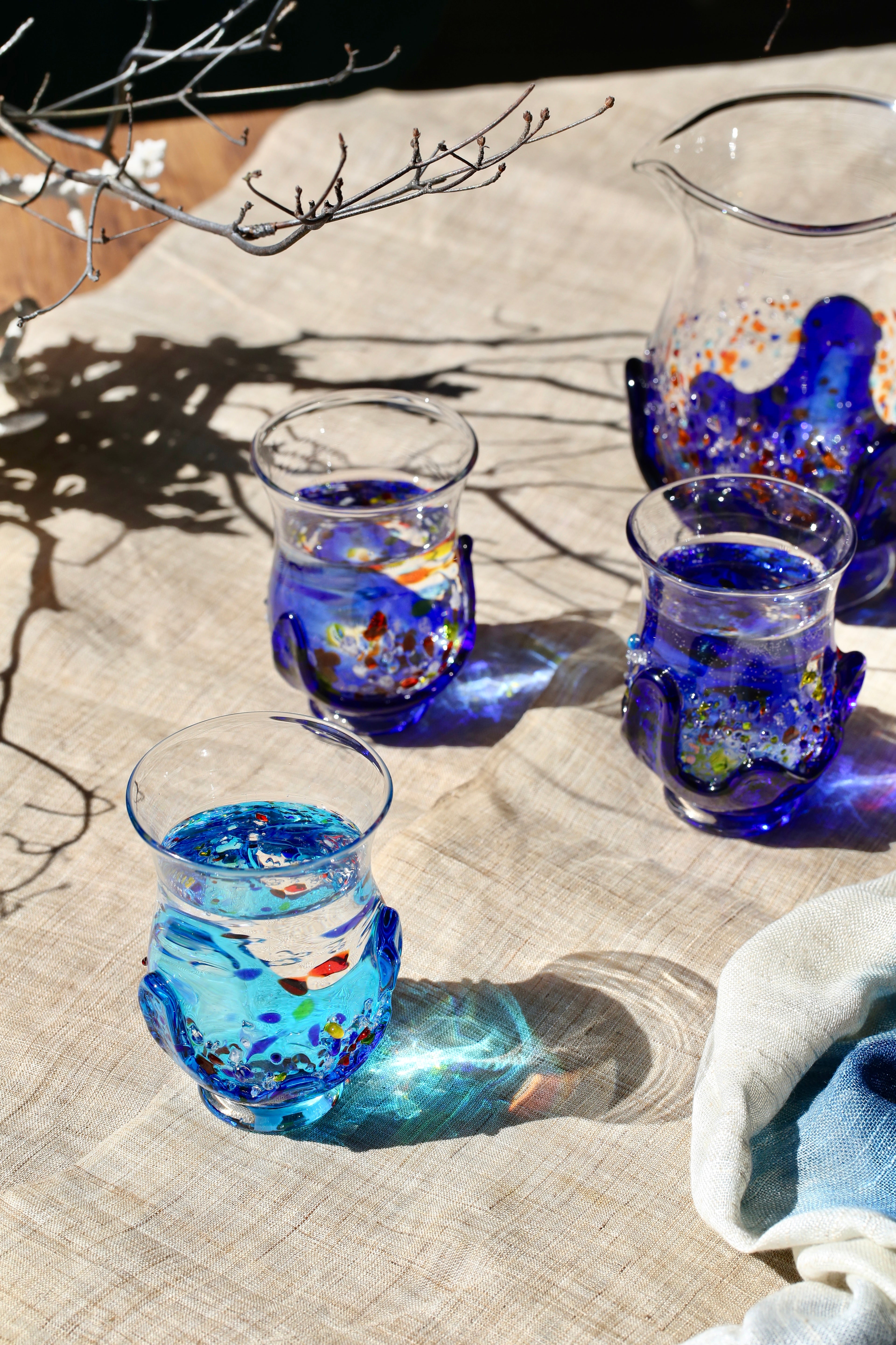 亜熱帯の海グラス 青